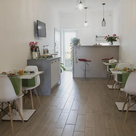 Guest house Civico 1 *